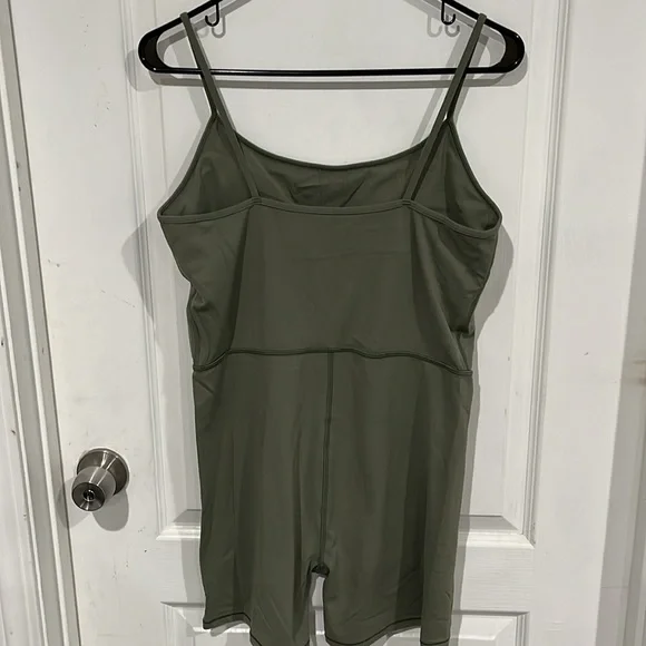 Vuori all the feels onesie - Picture 6 of 10